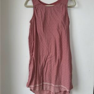 Old Navy Red Geometric Sleeveless Top